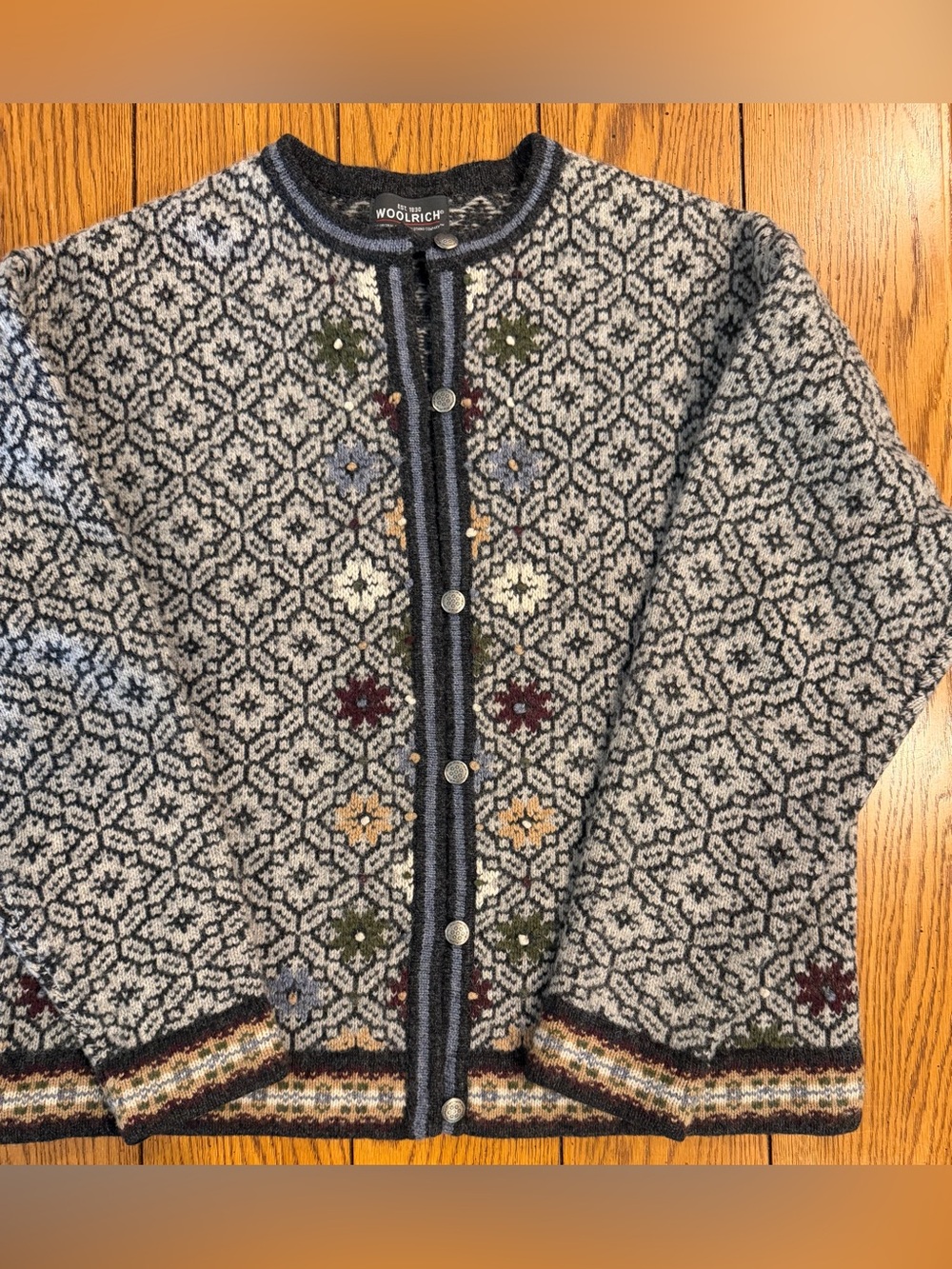 Woolrich women’s wool cardigan, large, grey/tan color, button closure